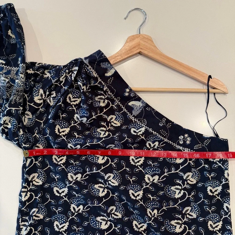 Ulla Johnson Floral Navy One Sleeve Off the Shoulder Top Medium - Picture 4 of 7
